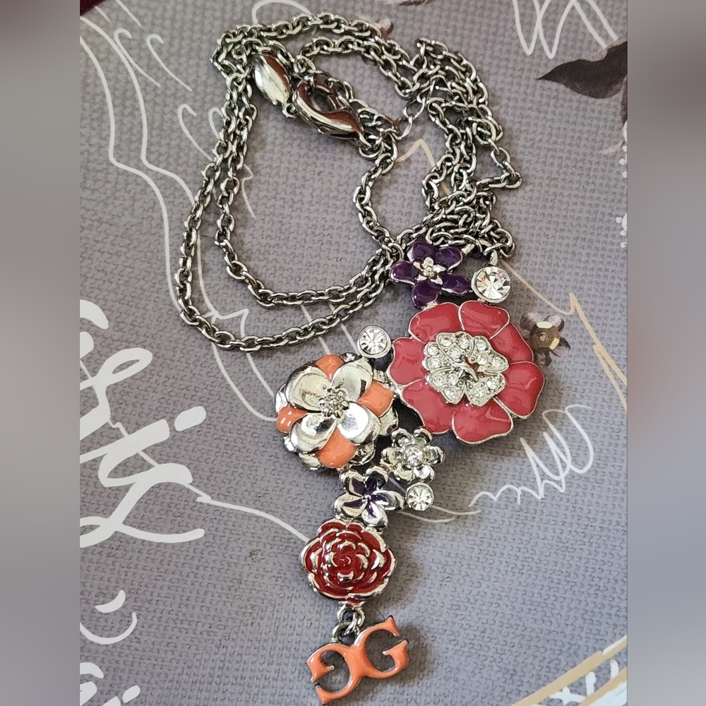 2/$30 Guess Floral Enamel Pendant Necklace